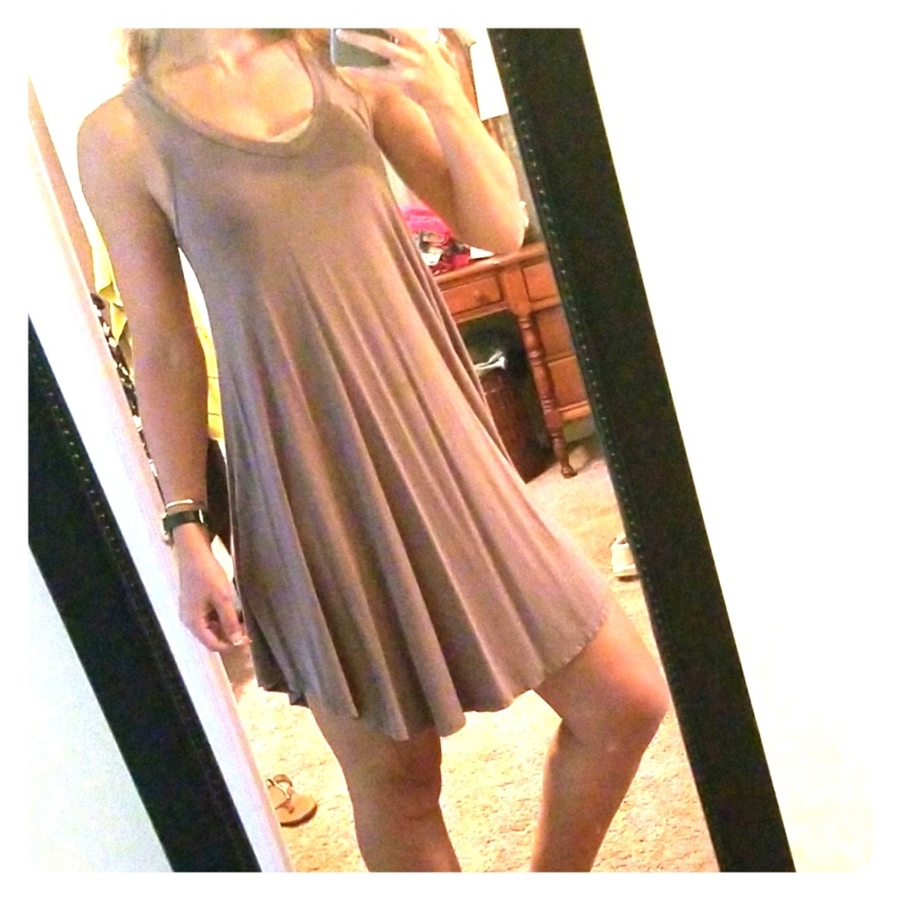 SLEEVELESS TSHIRT DRESS